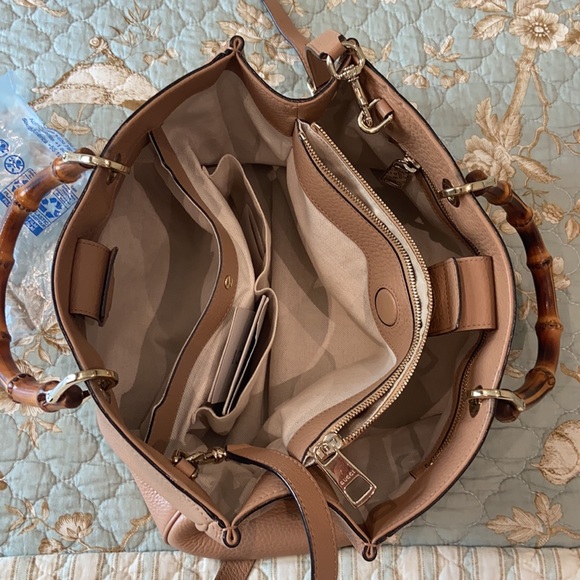 Gucci bag - Picture 6 of 11